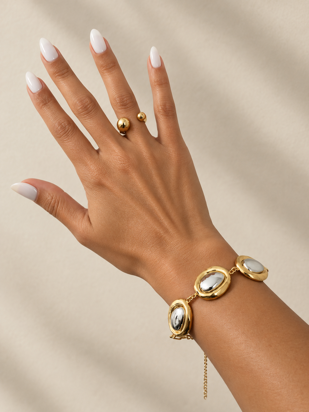 Alma Bracelet