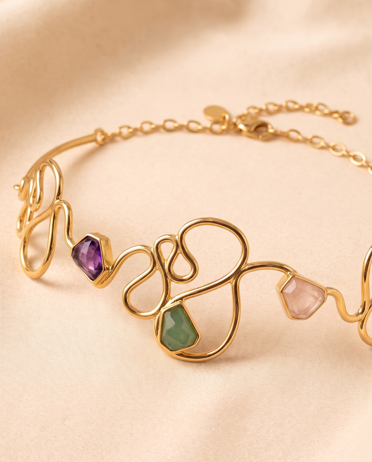 Ginga Soft Statement Choker Necklace